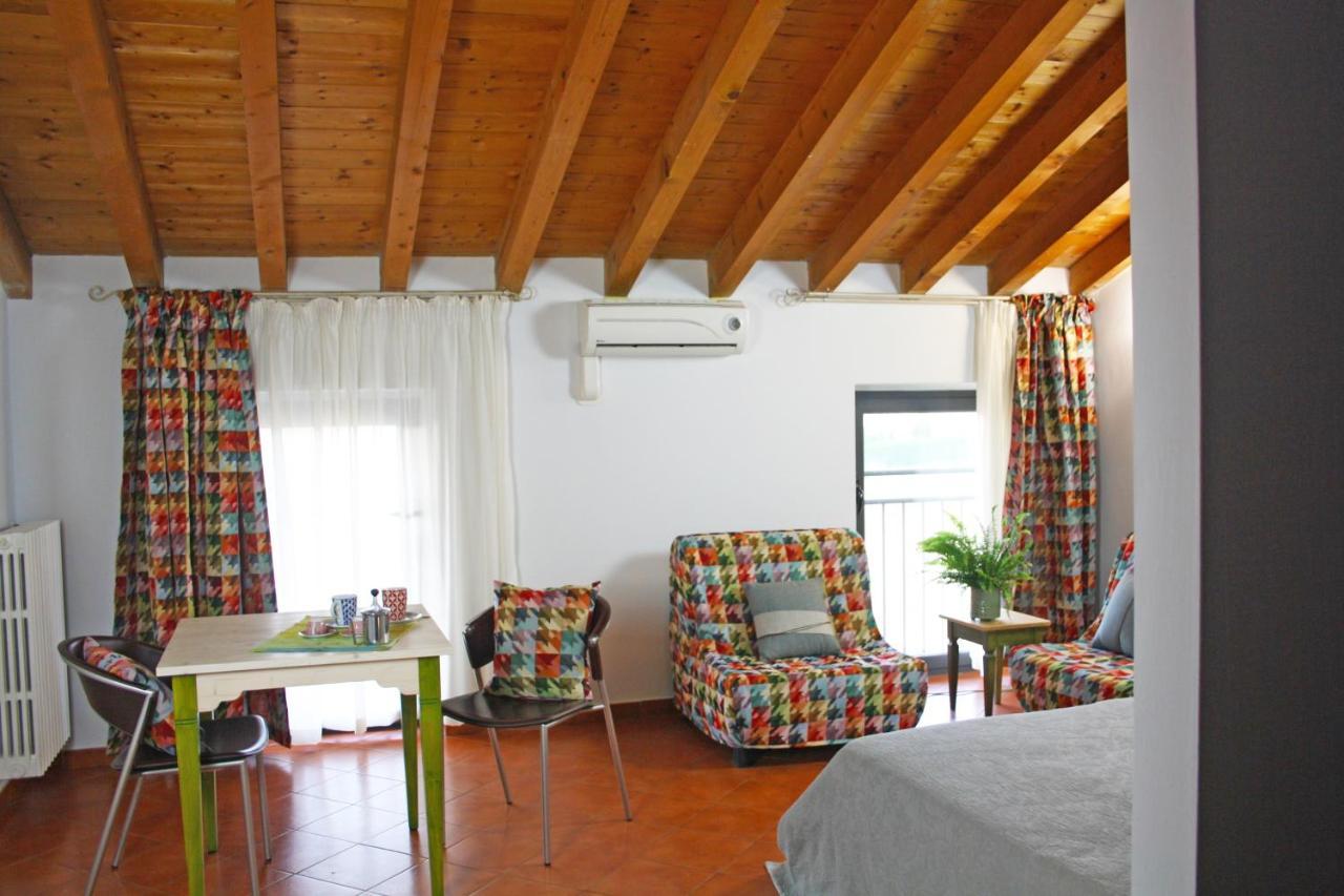 Agriturismo Fiorbello Montirone ภายนอก รูปภาพ